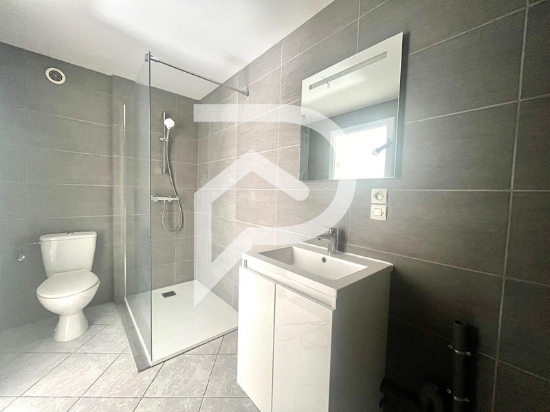 Appartement - 70 m² - 2 pièces