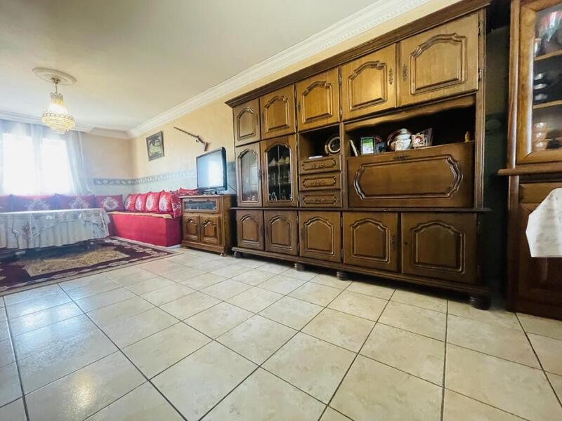 Maison - 185 m² - 8 pièces