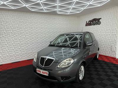 Lancia Ypsilon 1.2 i 60 Cv. 5 Places