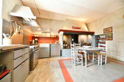 Maison en pierre - 230 m² - 7 pièces