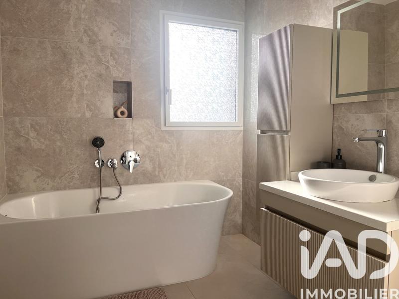 Maison - 128 m² - 6 pièces