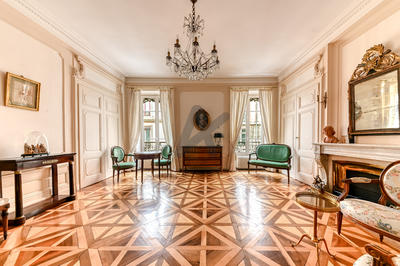 Appartement - 189 m² - 6 pièces