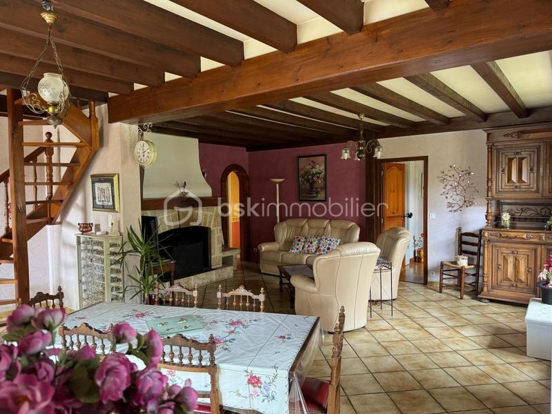 Maison - 135 m² - 6 pièces