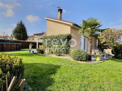 Maison - 100 m² - 4 pièces