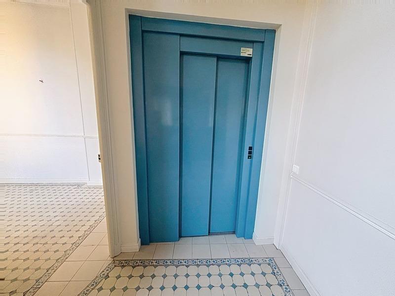 Immeuble - 570 m² - 25 pièces