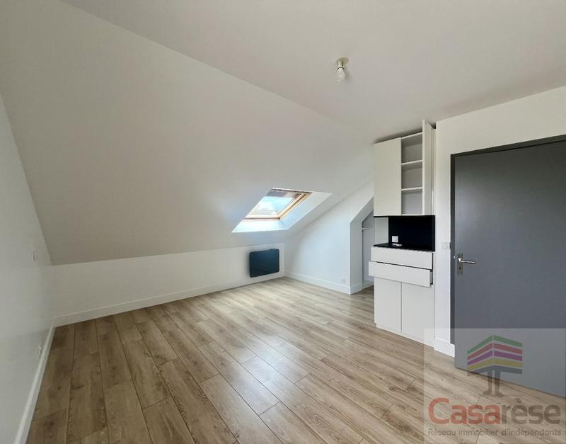 Maison - 220 m² - 7 pièces