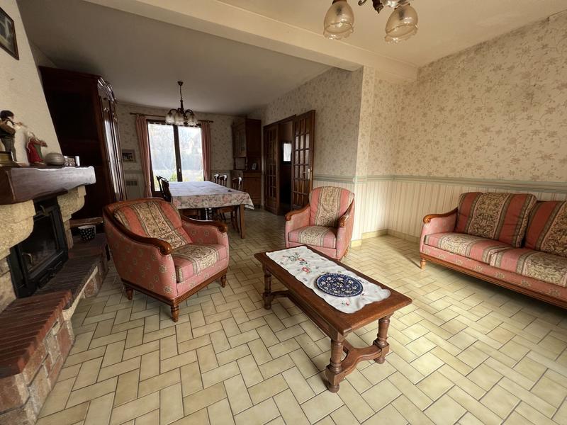 Maison - 92 m² - 5 pièces