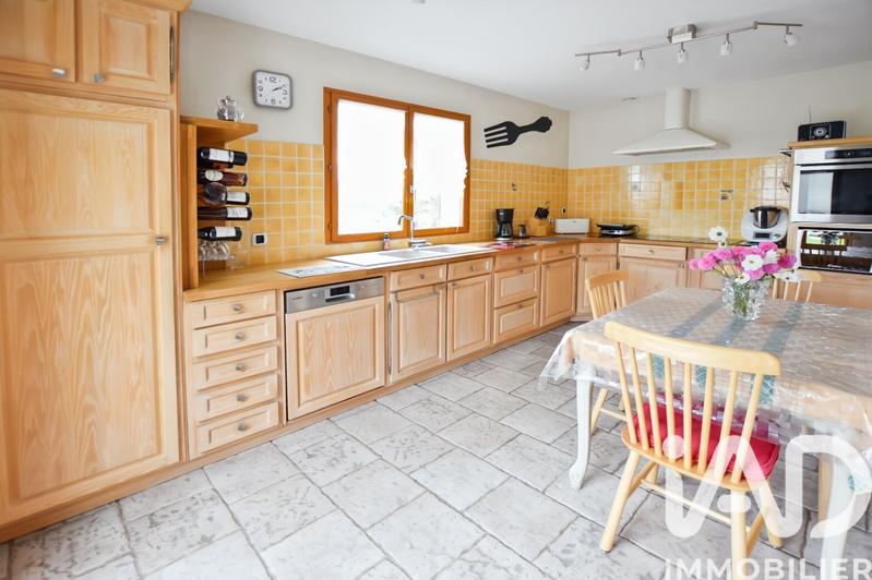 Maison - 180 m² - 6 pièces