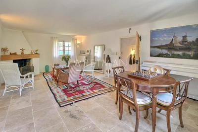 Villa - 168 m² - 6 pièces