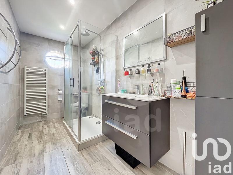 Maison - 93 m² - 5 pièces