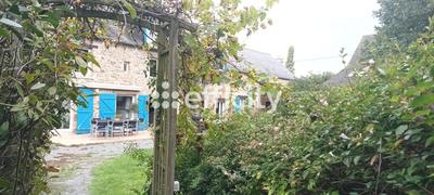 Maison - 554 m² - 18 pièces