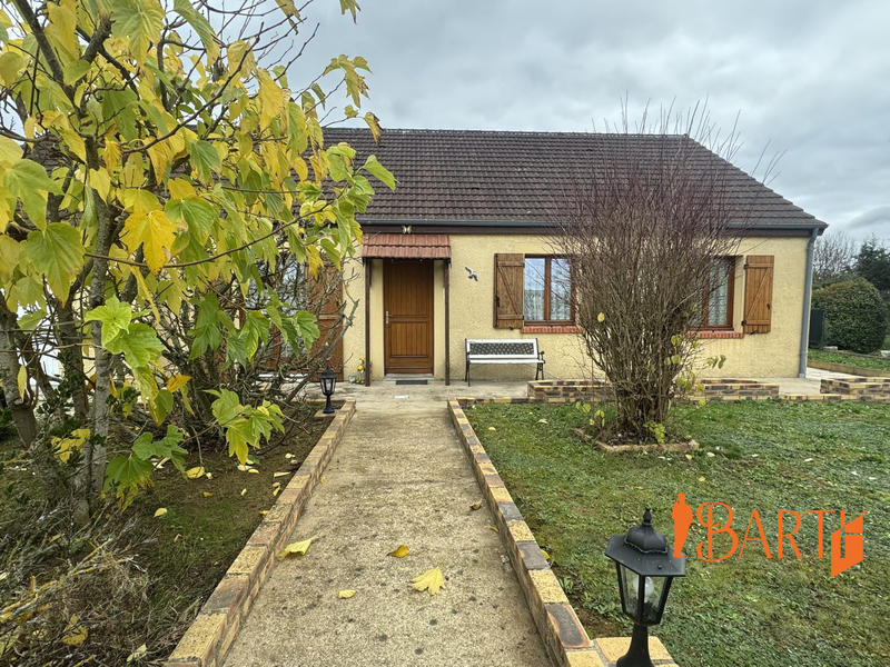 Maison traditionnelle - 98 m² - 5 pièces