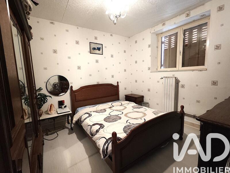 Maison - 166 m² - 8 pièces