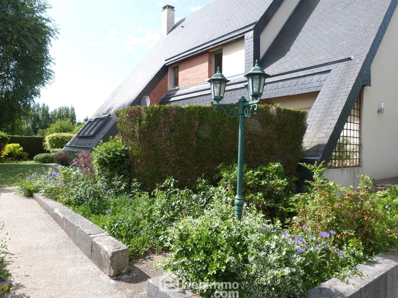 Maison - 191 m² - 6 pièces