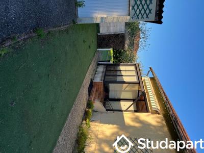 Chambre - 14 m² - 1 pièce