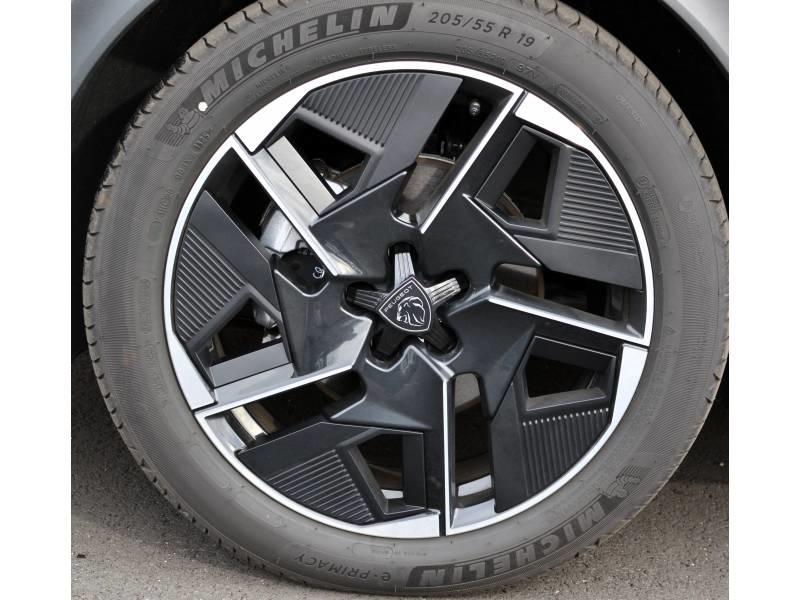 Peugeot 408 Hybrid 145 e-Dcs6 Gt