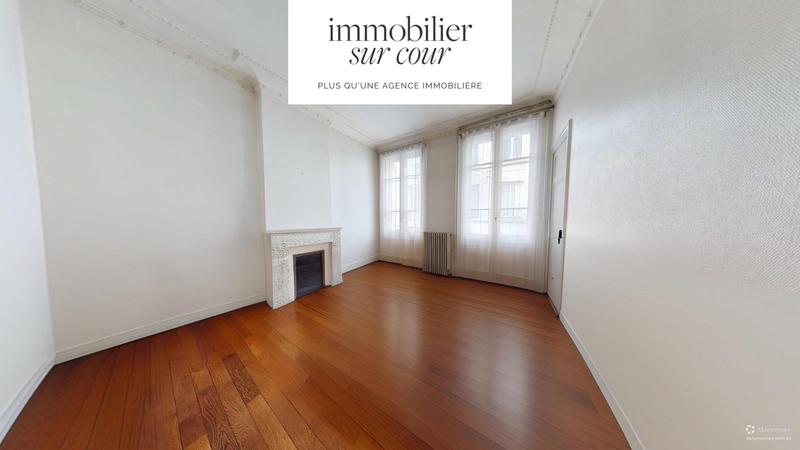 Appartement - 159 m² - 6 pièces