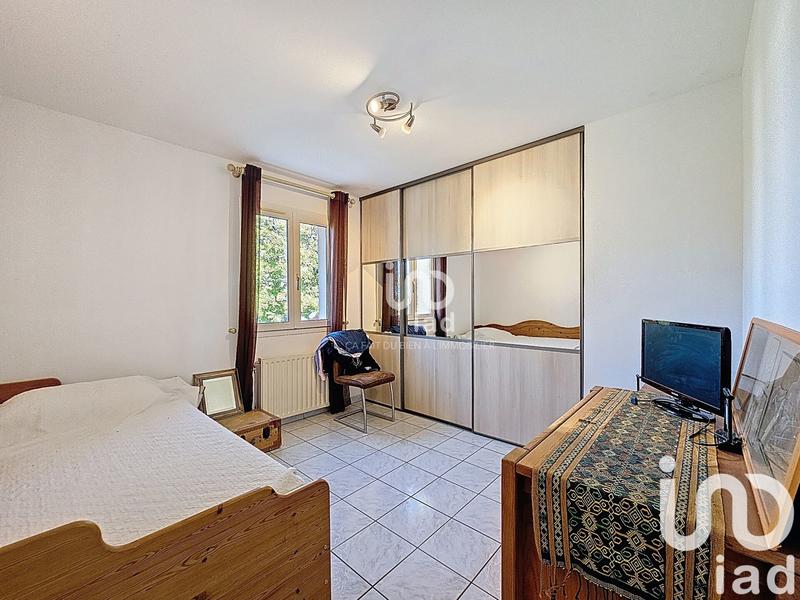 Maison - 220 m² - 9 pièces