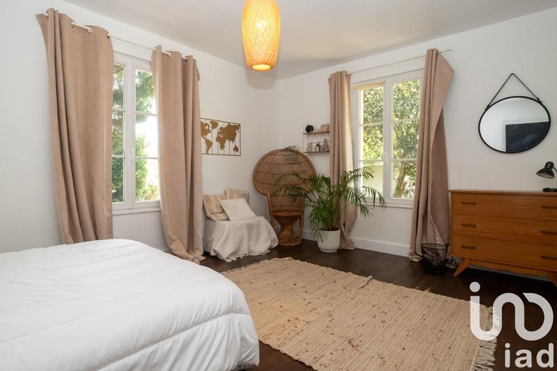 Maison - 205 m² - 6 pièces