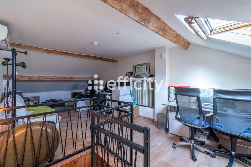 Pavillon - 105 m² - 6 pièces