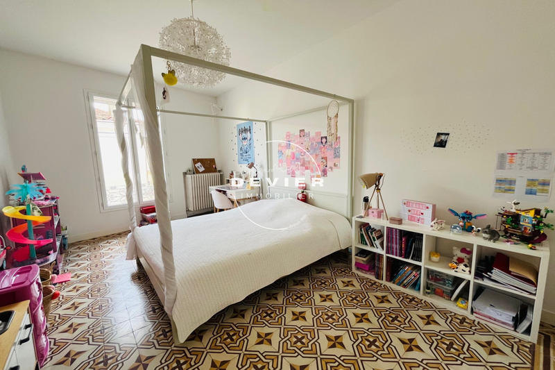 Maison de maîtres - 240 m² - 9 pièces