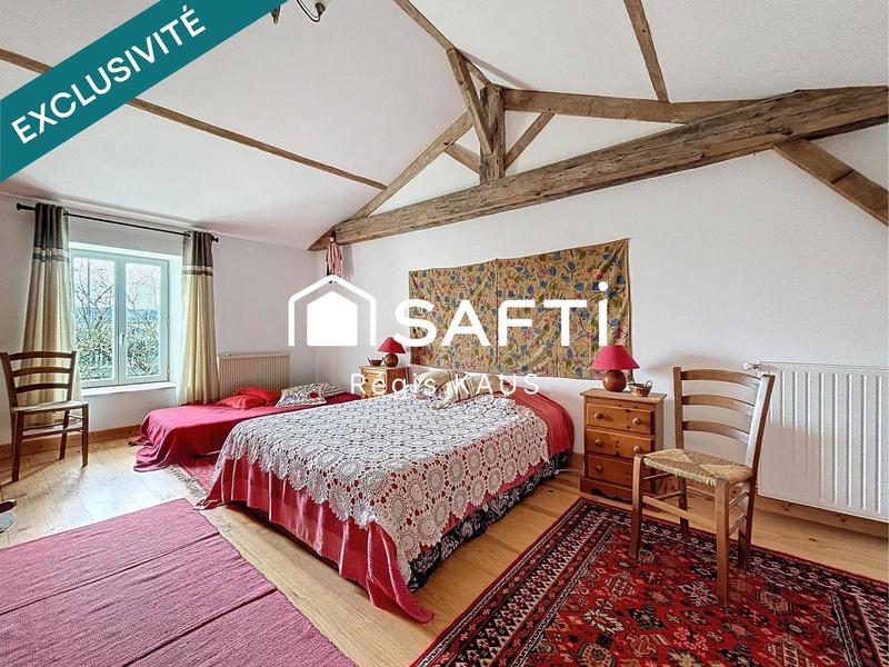 Maison - 204 m² - 6 pièces