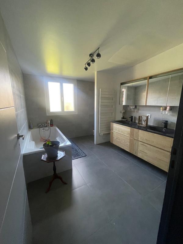 Maison ancienne - 175 m² - 5 pièces