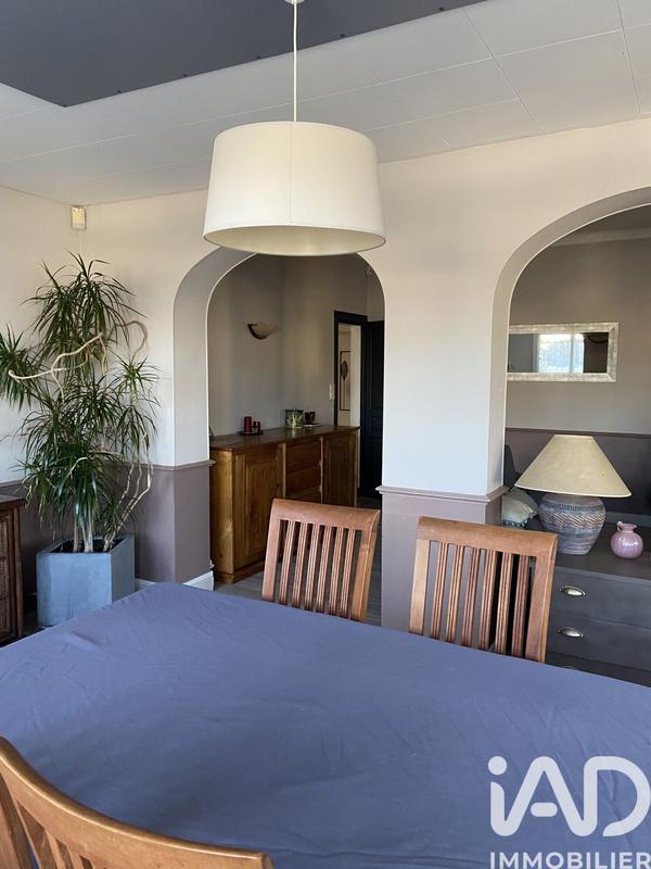 Maison - 200 m² - 8 pièces