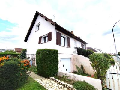 Pavillon - 110 m² - 5 pièces