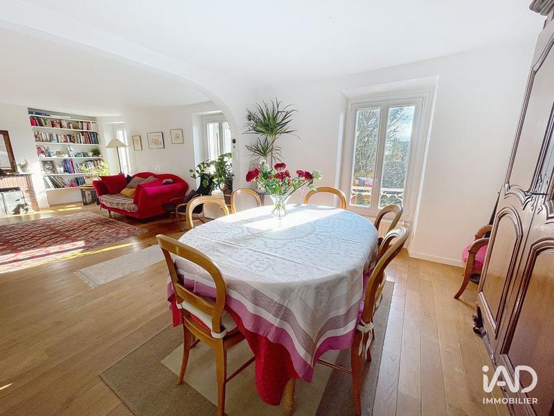 Appartement - 115 m² - 5 pièces