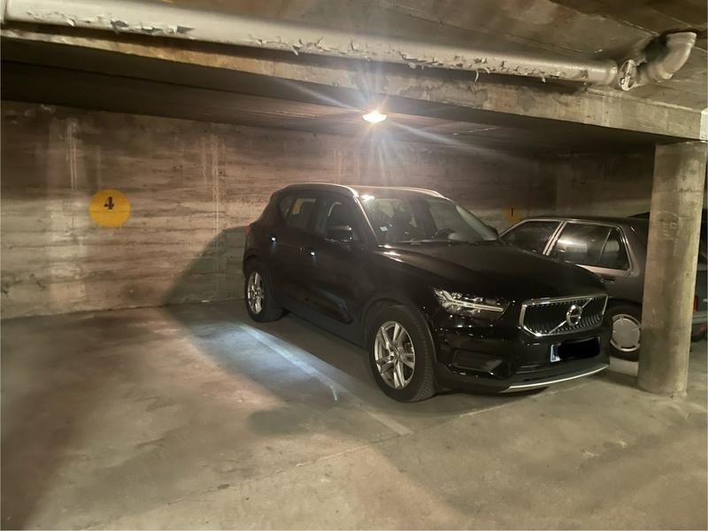 Parking / Garage - 13 m²