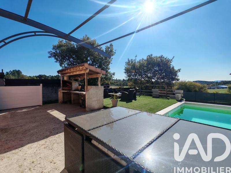 Maison - 110 m² - 6 pièces