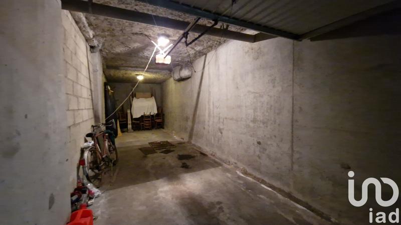 Maison - 255 m² - 10 pièces