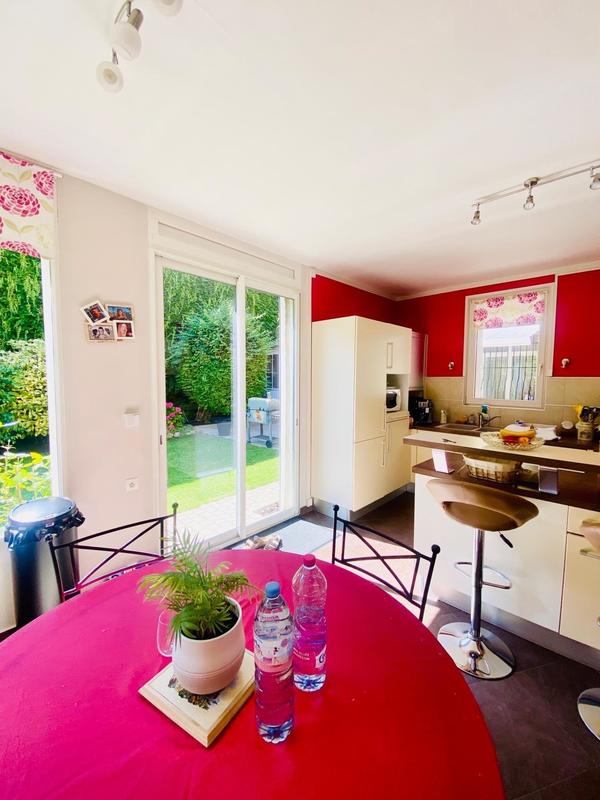 Maison de ville - 260 m² - 8 pièces