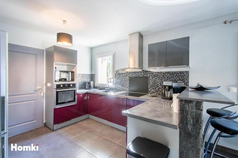 Villa - 90 m² - 4 pièces