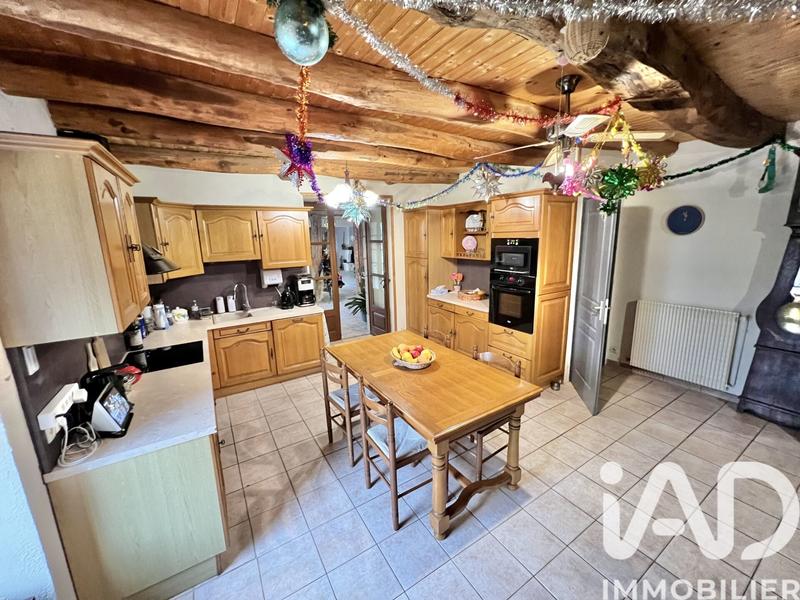 Maison - 375 m² - 12 pièces