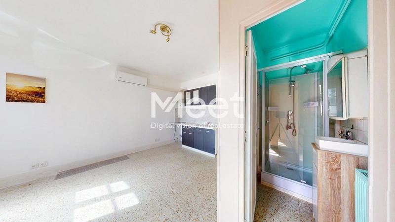 Immeuble - 230 m² - 10 pièces