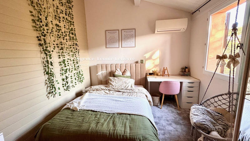 Villa - 140 m² - 5 pièces