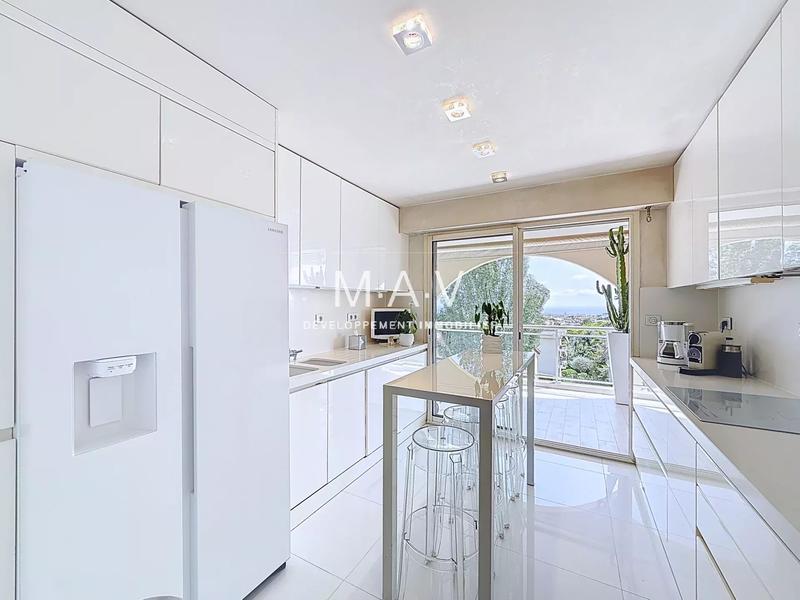 Appartement - 123 m² - 4 pièces