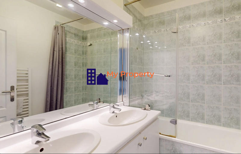 Maison - 122 m² - 5 pièces