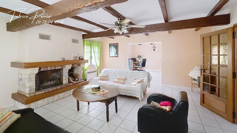 Maison - 259 m² - 9 pièces