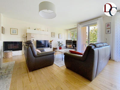 Appartement - 122 m² - 4 pièces