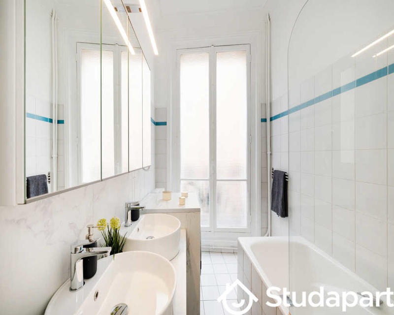 Chambre - 170 m² - 1 pièce