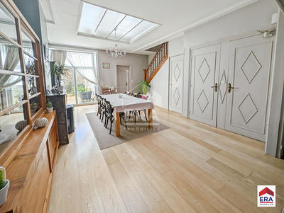 Maison - 170 m² - 5 pièces