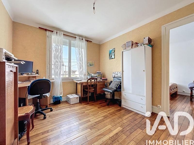 Maison - 93 m² - 5 pièces