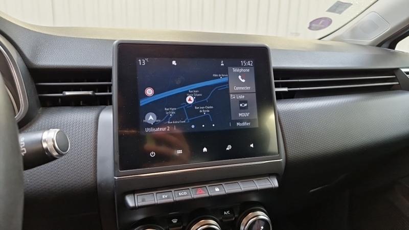 Renault Clio V Business E-Tech 140 -21