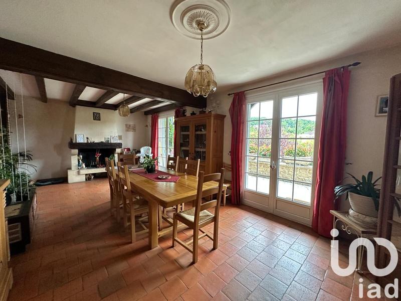 Maison - 180 m² - 6 pièces