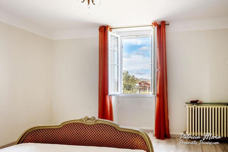 Maison - 191 m² - 9 pièces