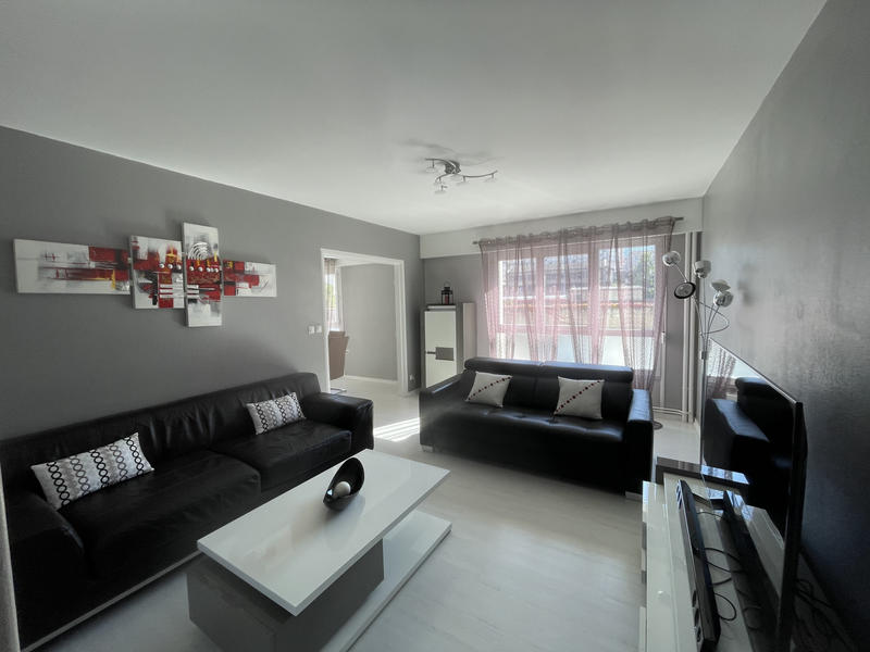 Appartement - 150 m² - 7 pièces