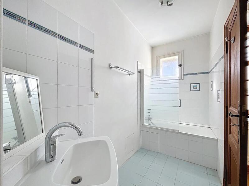 Maison bourgeoise - 235 m² - 7 pièces